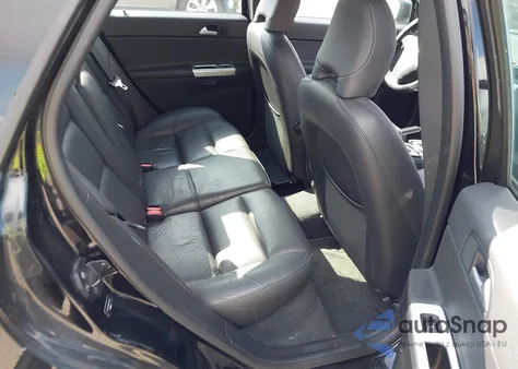 2011 Volvo S40 T5/T5 R-Design z USA, uszkodzony, nr VIN YV1672MS9B2543152